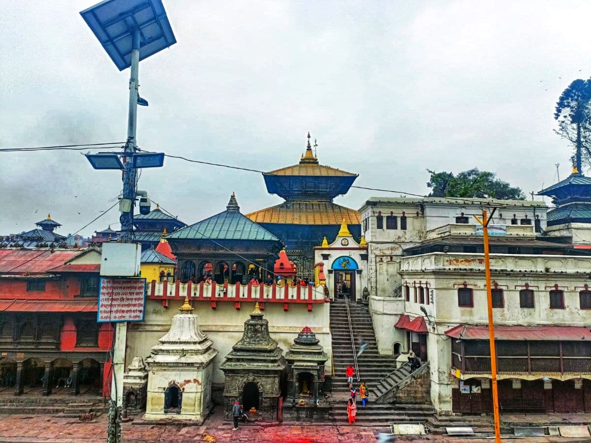 celebrating mahashivaratri festival in pashupatinath