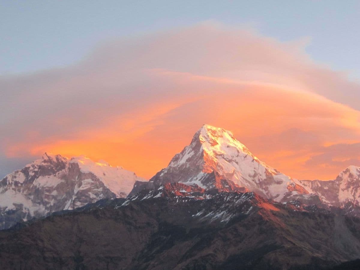Sunrise view from the Jomsom trekking trail